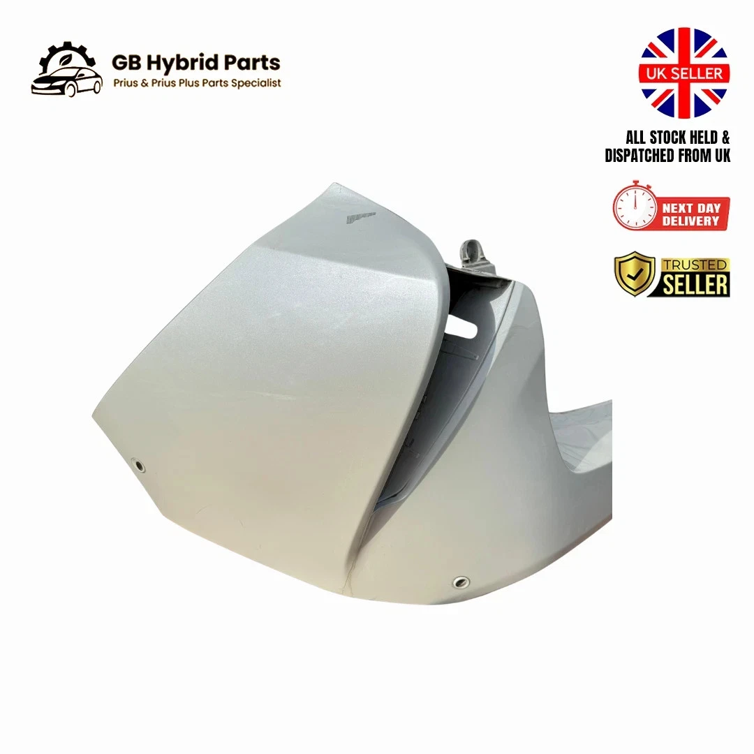 Genuine Toyota Prius 2016–2018 Rear Bumper Pearl White - Image 4