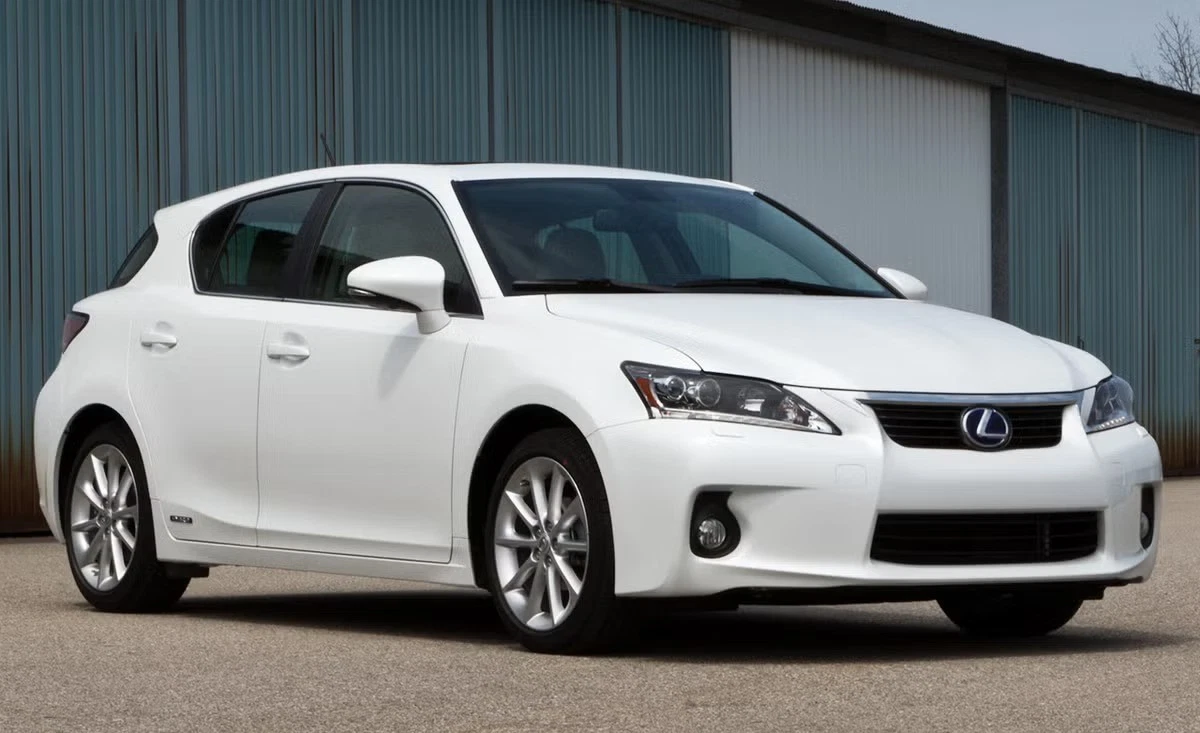 Lexus CT200H 2011-2020 Left Passenger Side Front Wing Fender New - Image 3