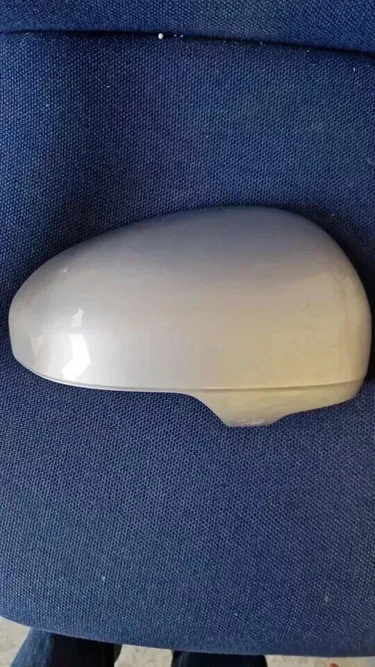 TOYOTA PRIUS 2009-2015 SIDE MIRROR COVER DRIVER SIDE SILVER